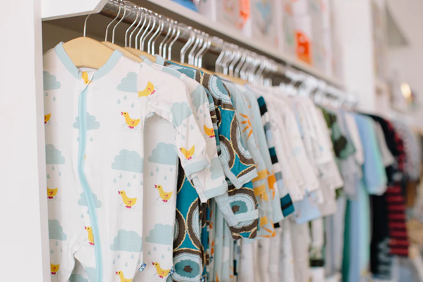 5 Tips To Know When Shopping For Baby Clothes