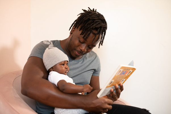 Why Reading Bedtime Stories To Kids Is Essential