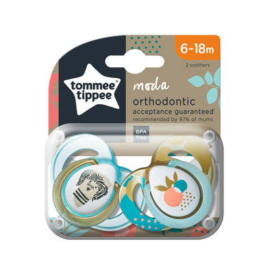 Tommee Tippee Moda Orthodontic Soothers 6-18 months 2 Pack - Fruit/Dog Pack