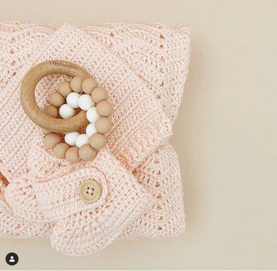 O.B Designs Crochet Bonnet & Bootie Set - Peach